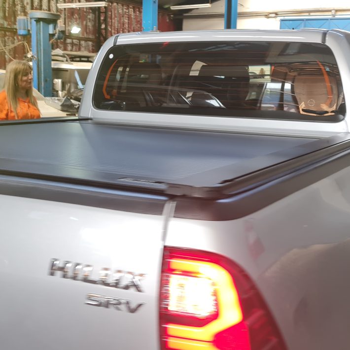 Cortina retractil Toyota Hilux