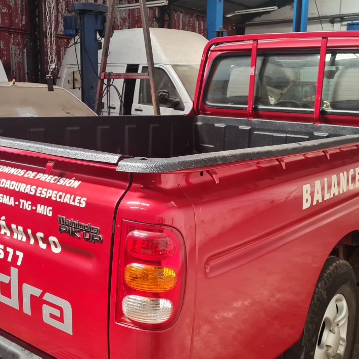 Cubre pick up Mahindra